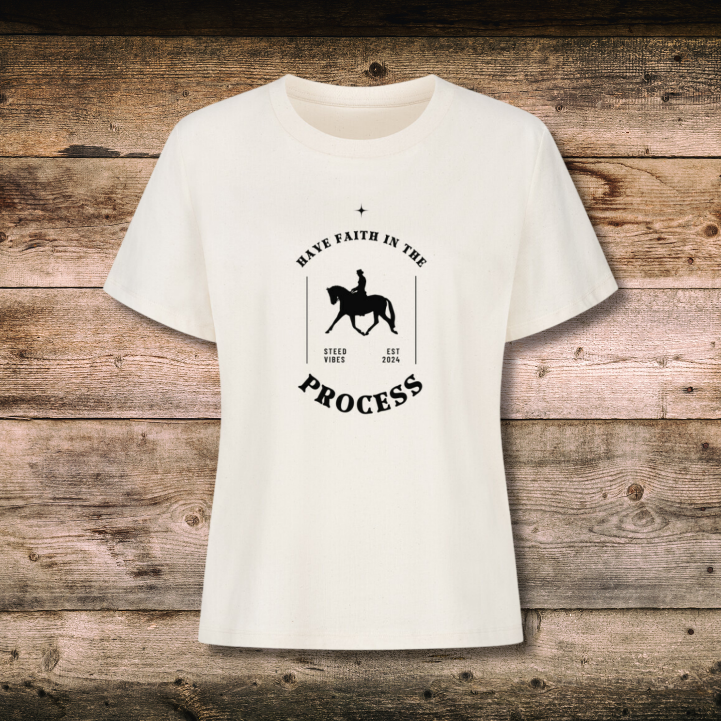 Organic Damen-Shirt mit Spruch PROCESS in Natural auf Holz
