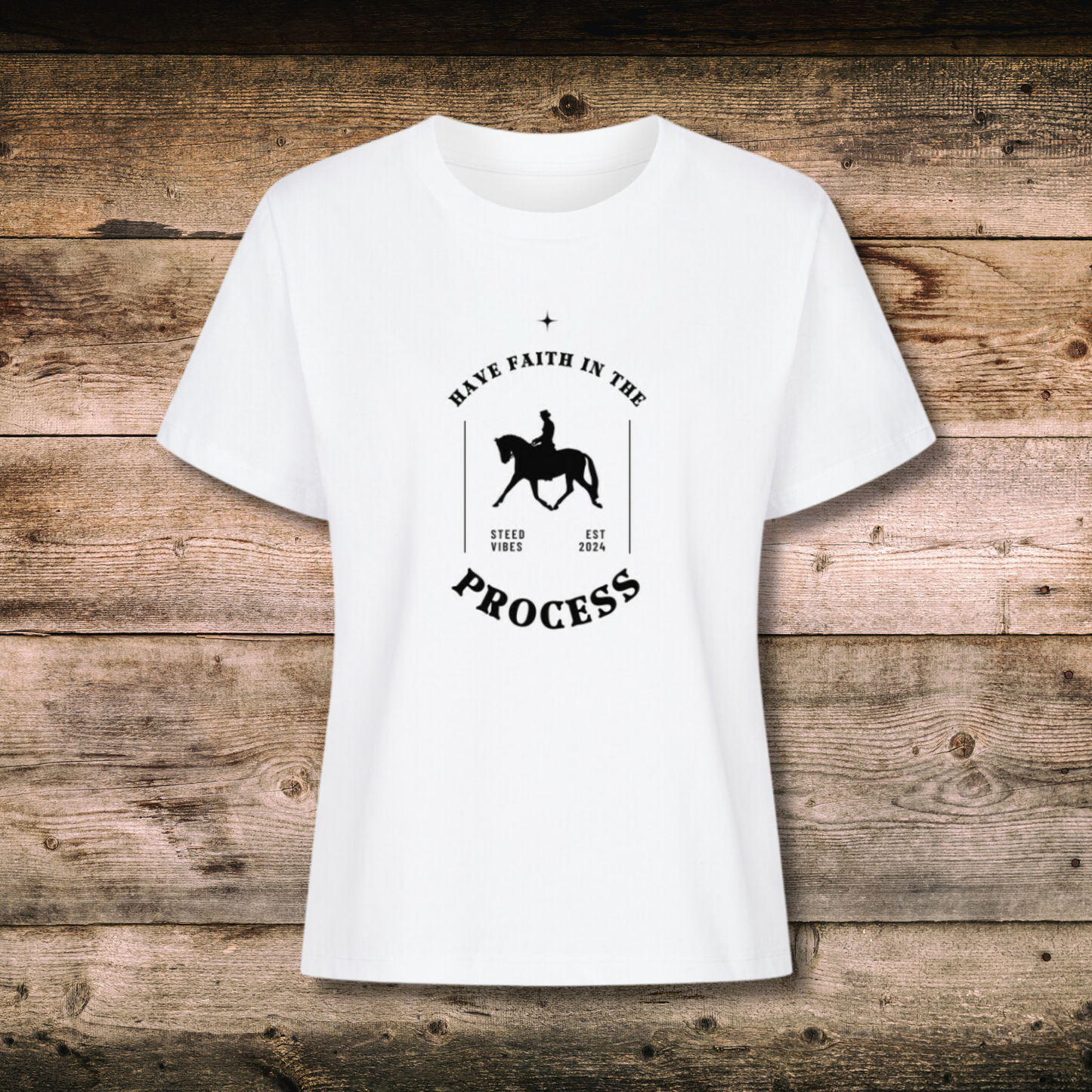 Organic Damen-Shirt mit Spruch PROCESS in Weiss auf Holz