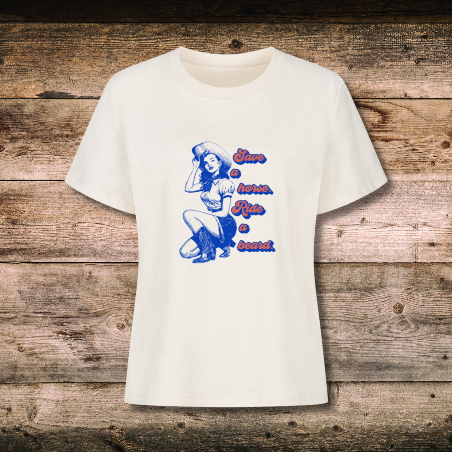 Fitted Organic Shirt mit Spruch SAVE A HORSE in Natural auf Holz