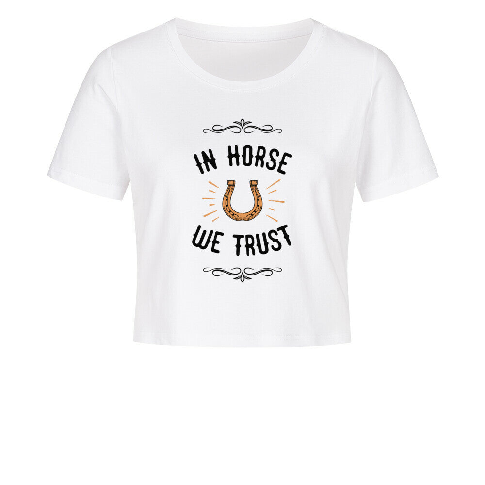 Cropped Shirt mit Spruch IN HORSE WE TRUST in Weiss vorne