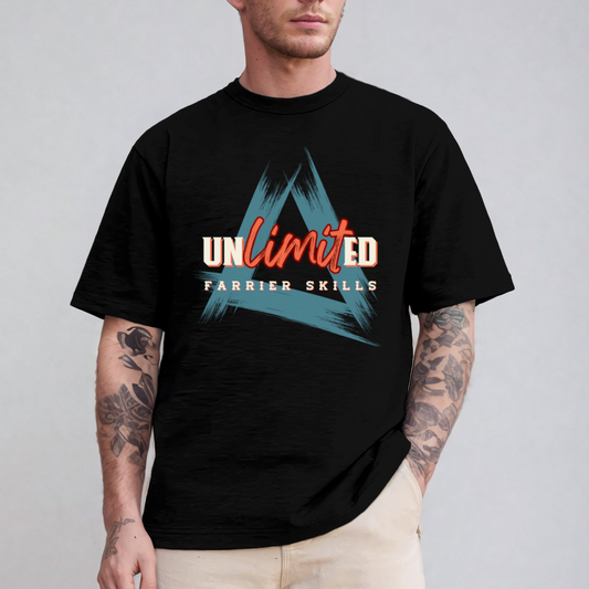 Mockup - Oversized Herren-Shirt mit Spruch UNLIMITED in Schwarz