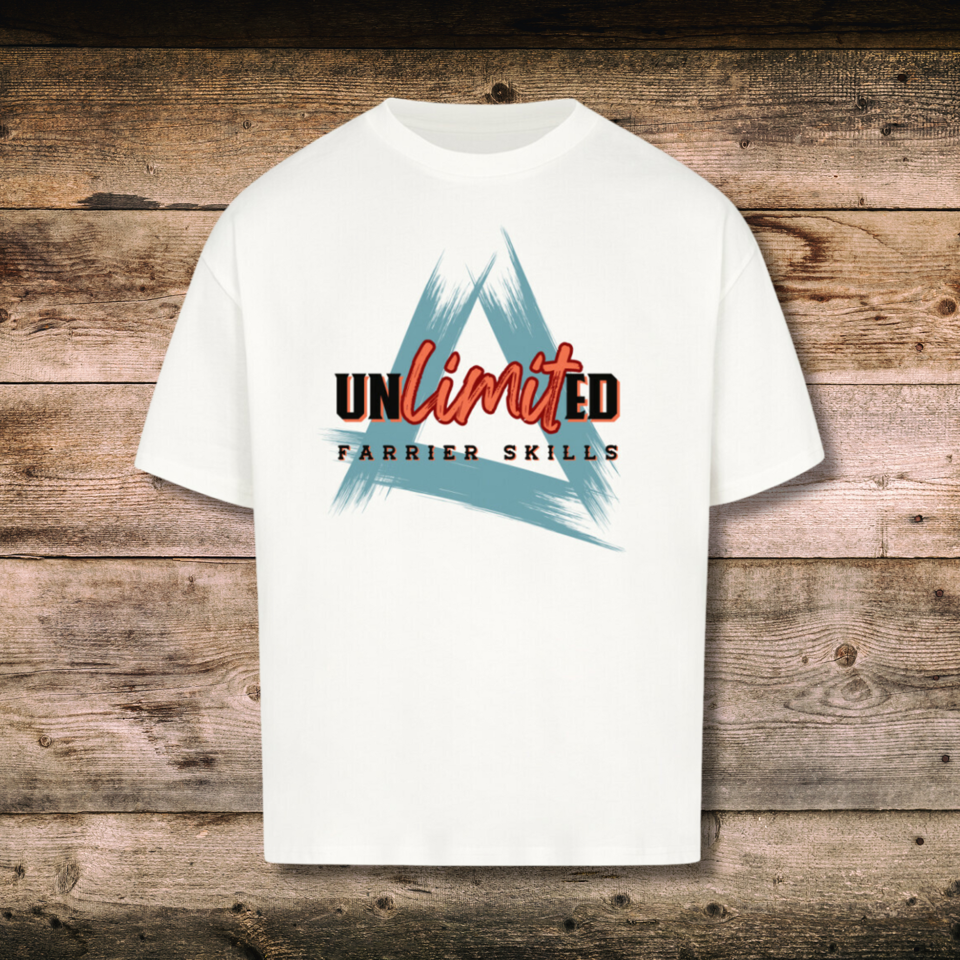 Oversized Herren-Shirt mit Spruch UNLIMITED in Weiss auf Holz